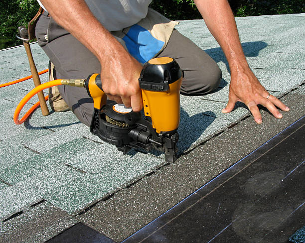 Best Roof Gutter Cleaning  in Beaufort, NC
